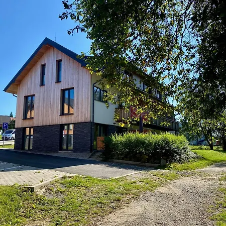 Na Brehu Lipna Apartment Černá v Pošumaví